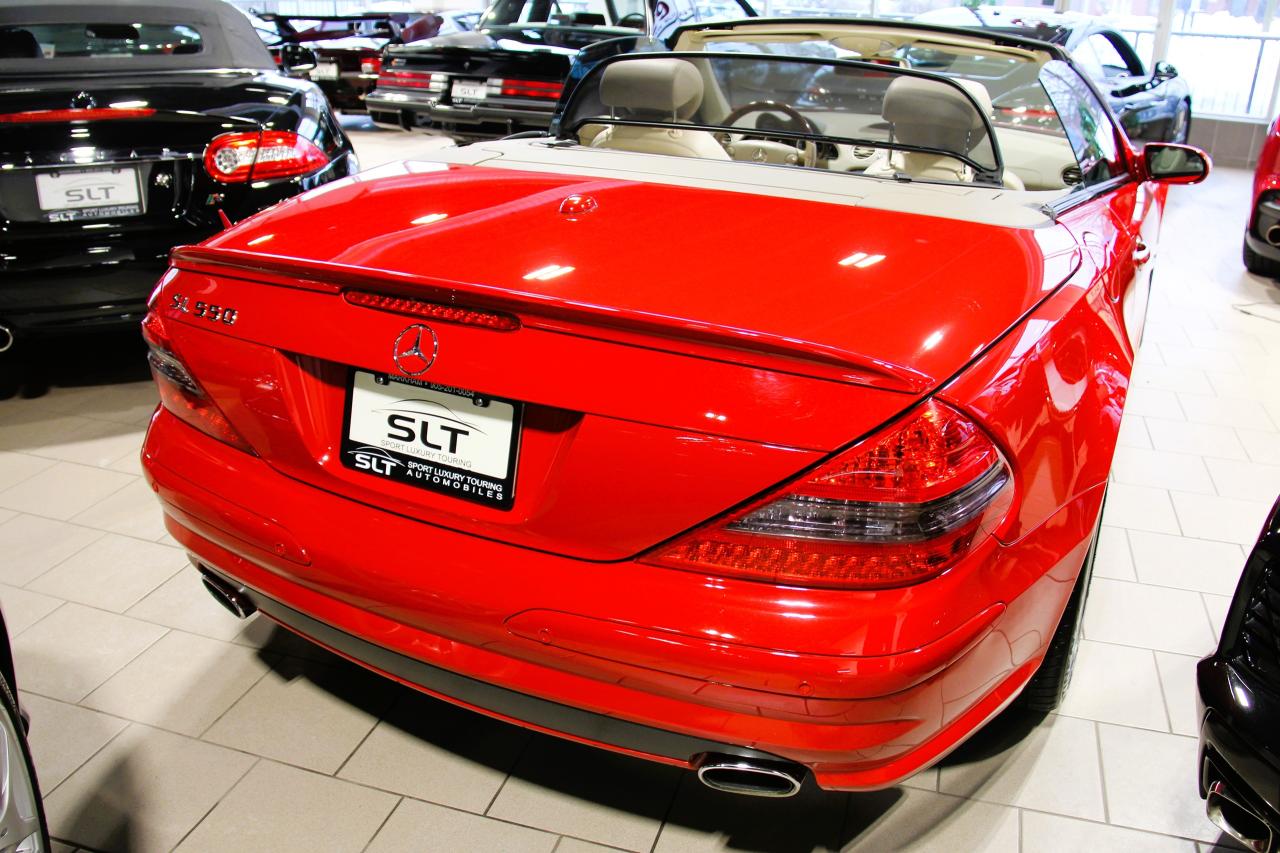 2008 Mercedes-Benz SL-Class 5.5L V8 SL CONVERTBLE WITH GLASS PANO ROOF Photo
