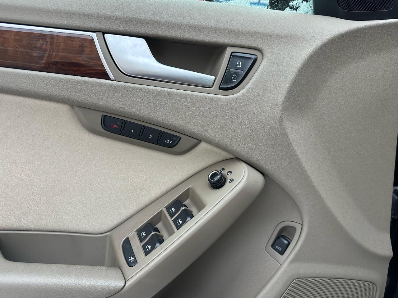 2010 Audi A4 4dr Wgn Auto quattro 2.0T Premium Photo