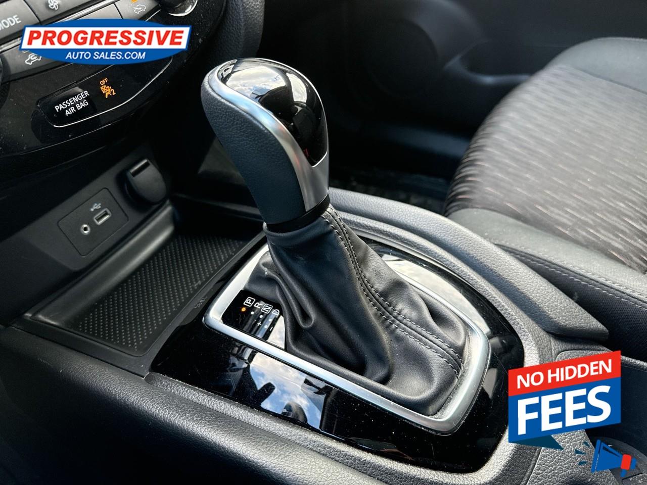 2020 Nissan Rogue S Photo