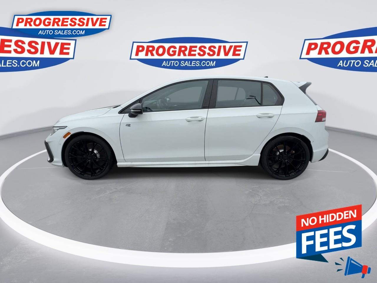 2025 Volkswagen Golf R Black Edition Photo