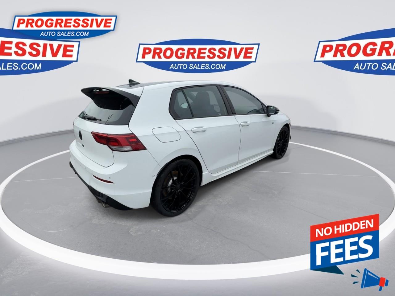 2025 Volkswagen Golf R Black Edition Photo