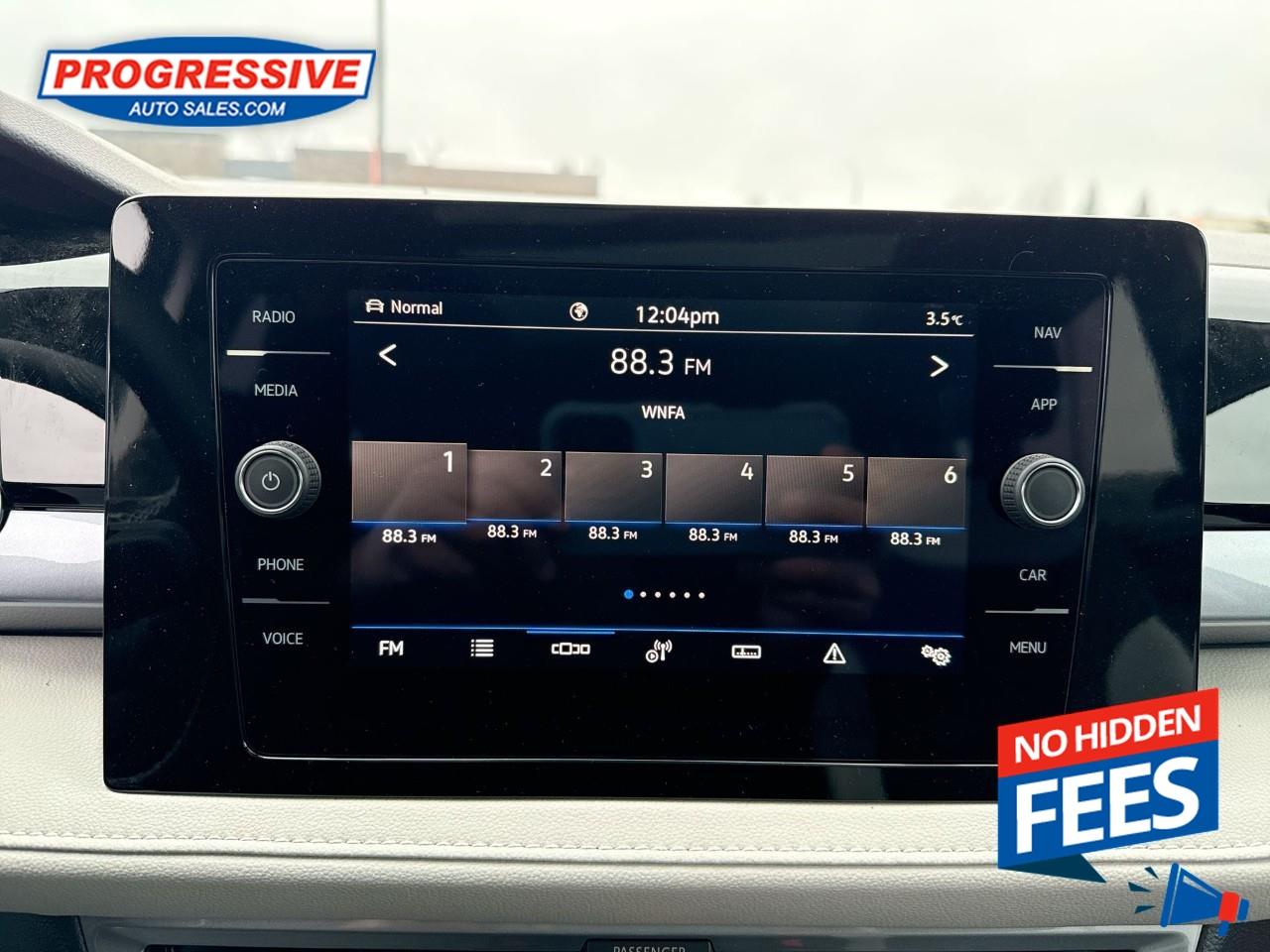 2025 Volkswagen Taos Highline Photo