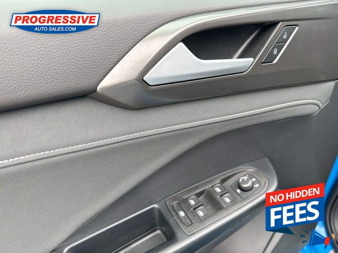 2025 Volkswagen Taos Comfortline Black Edition Photo