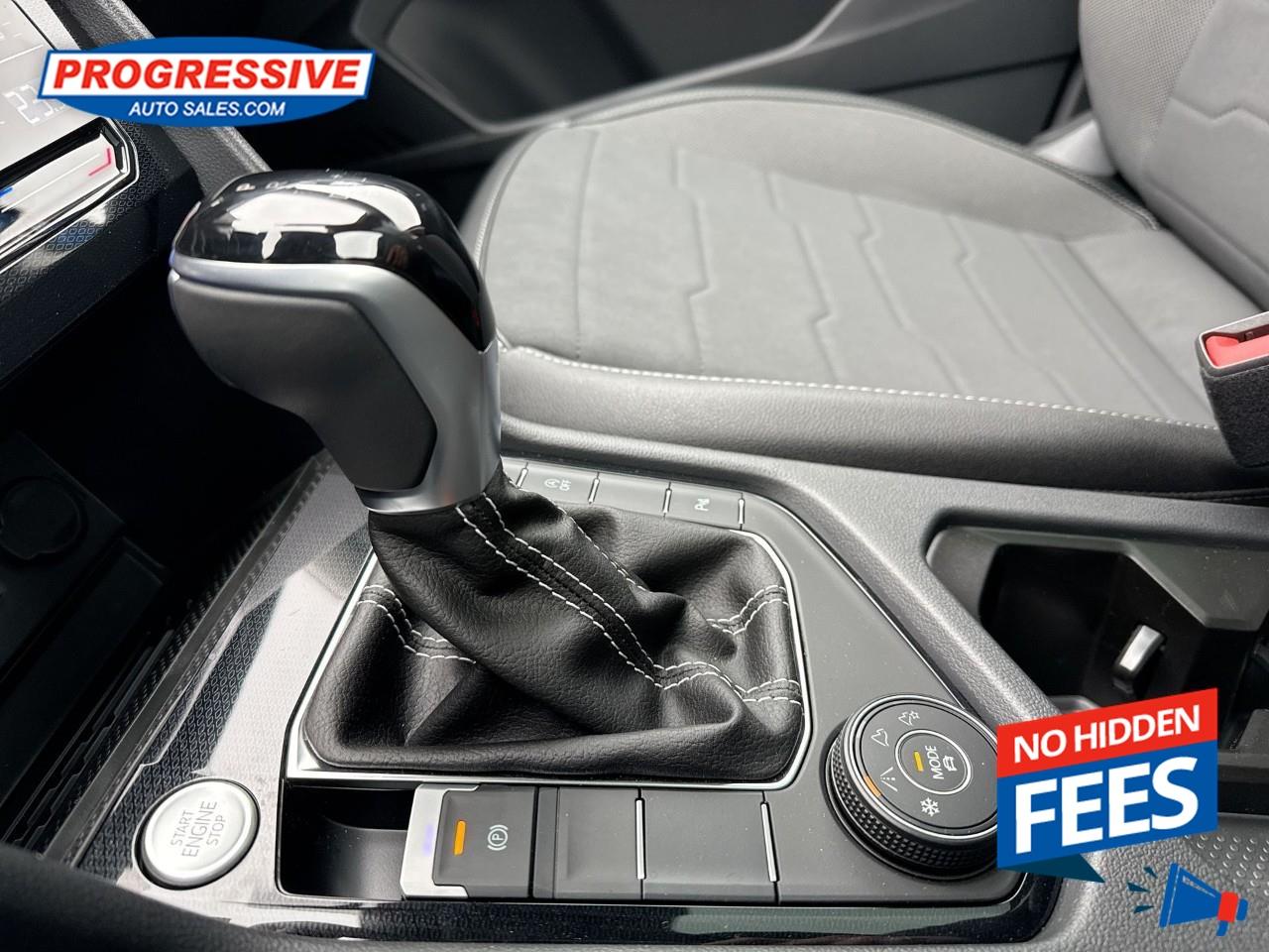 2025 Volkswagen Taos Comfortline Black Edition Photo