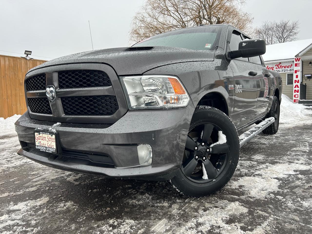2017 RAM 1500 Express Photo0