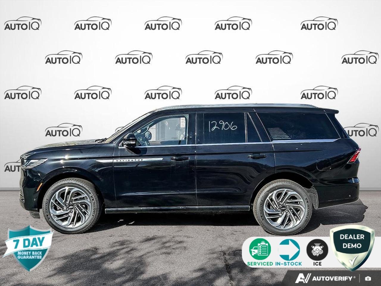 2025 Lincoln Navigator Reserve Photo2