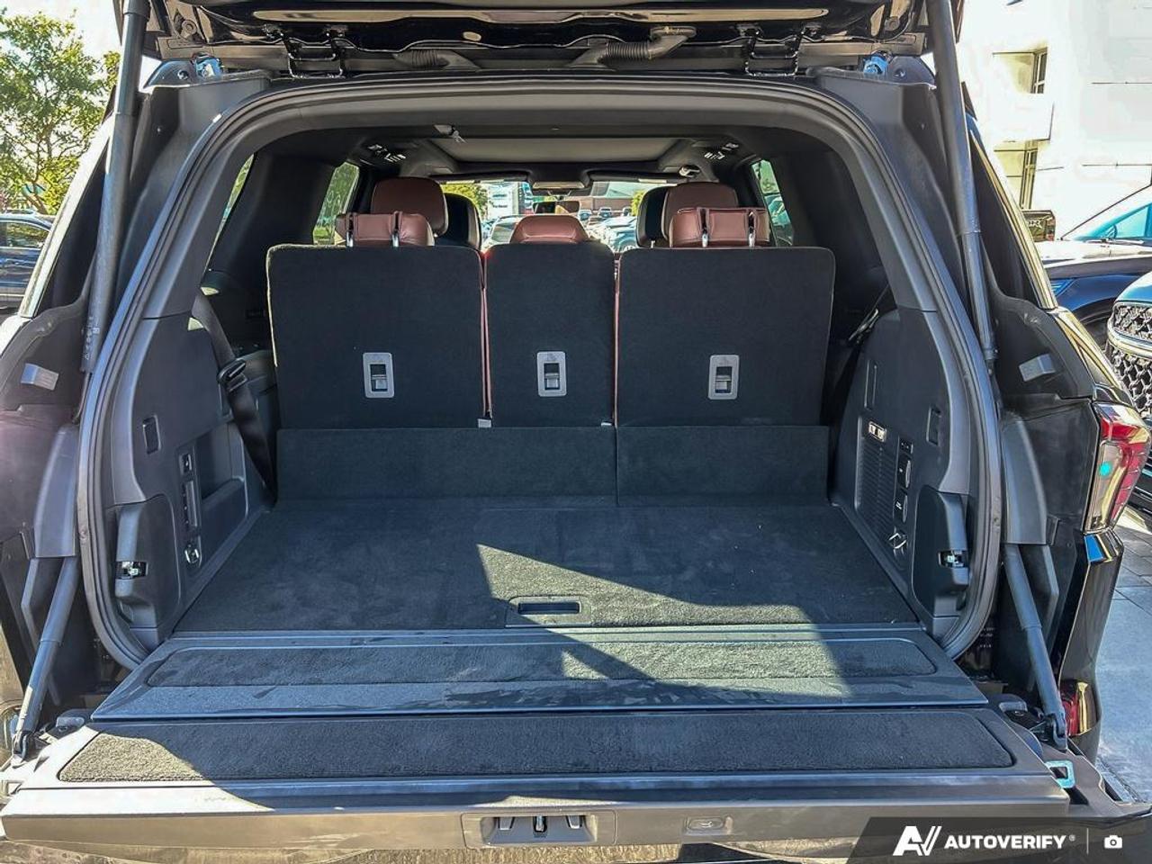 2025 Lincoln Navigator Reserve Photo