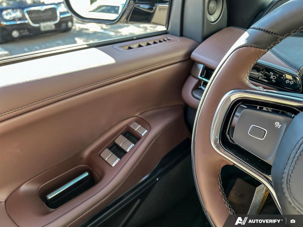2025 Lincoln Navigator Reserve Photo
