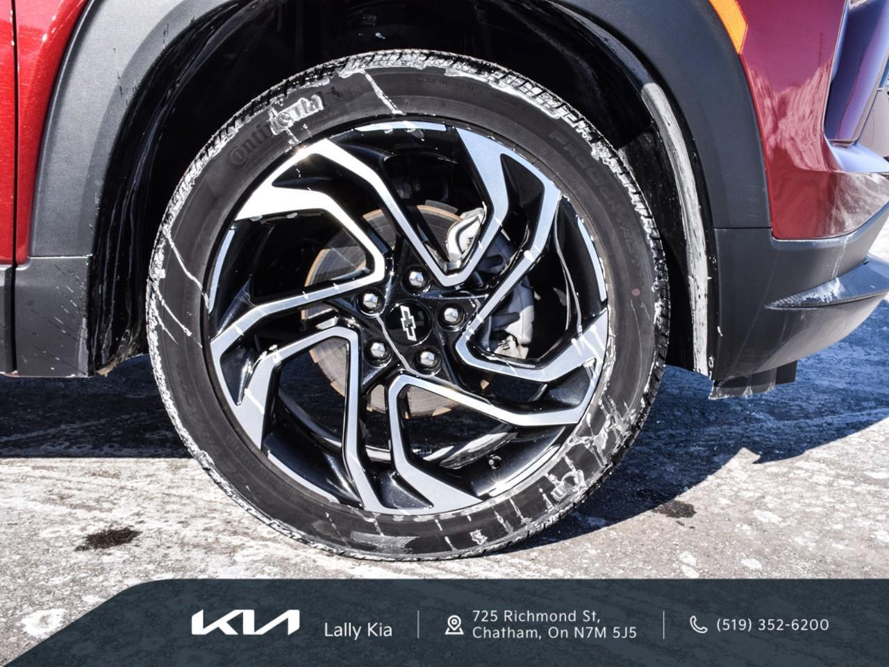 2024 Chevrolet TrailBlazer RS New Arrival | Low KMs | Clean CarFax | Roof Photo