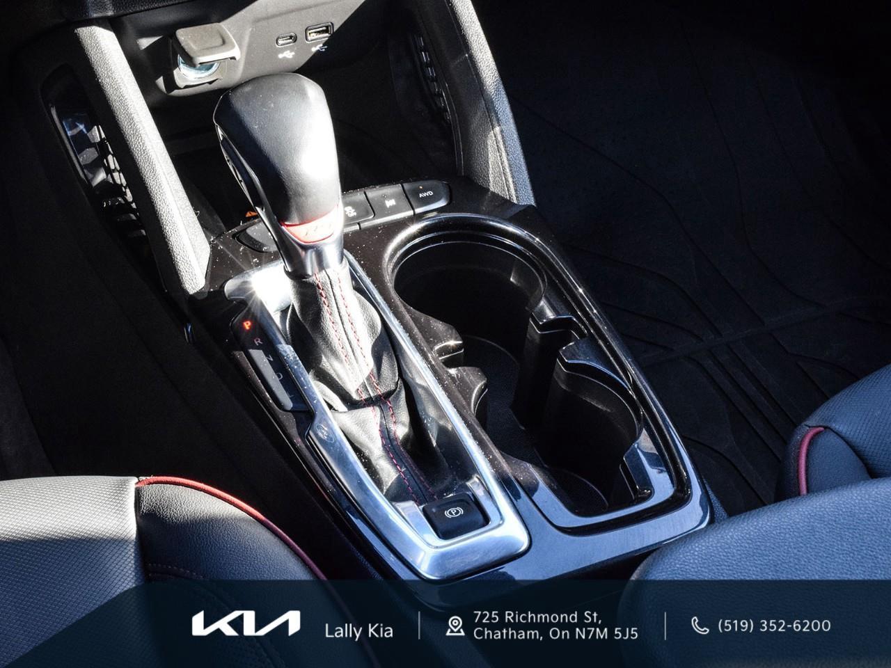 2024 Chevrolet TrailBlazer RS New Arrival | Low KMs | Clean CarFax | Roof Photo