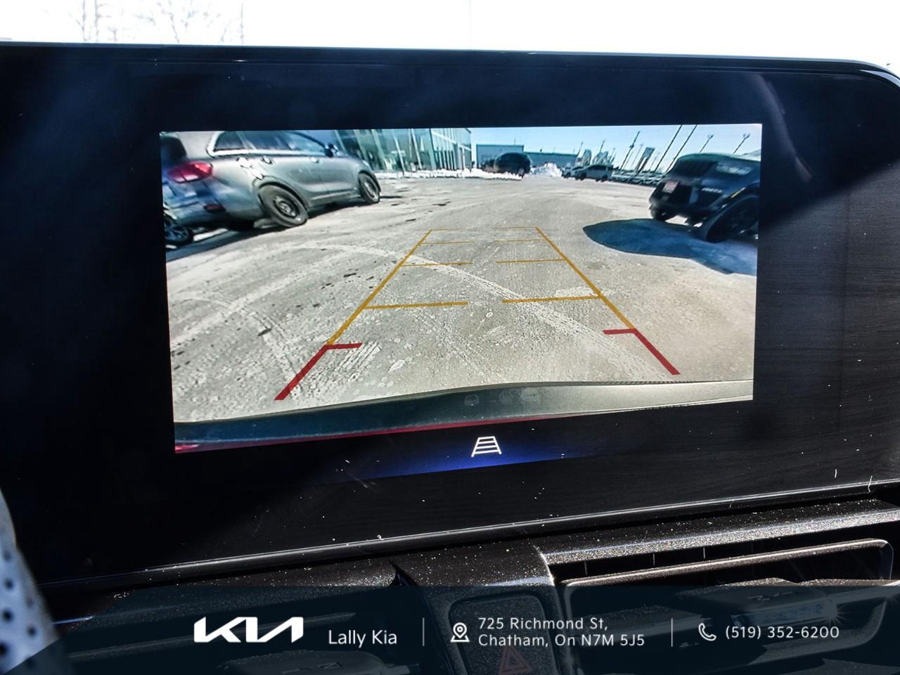 2024 Chevrolet TrailBlazer RS New Arrival | Low KMs | Clean CarFax | Roof Photo