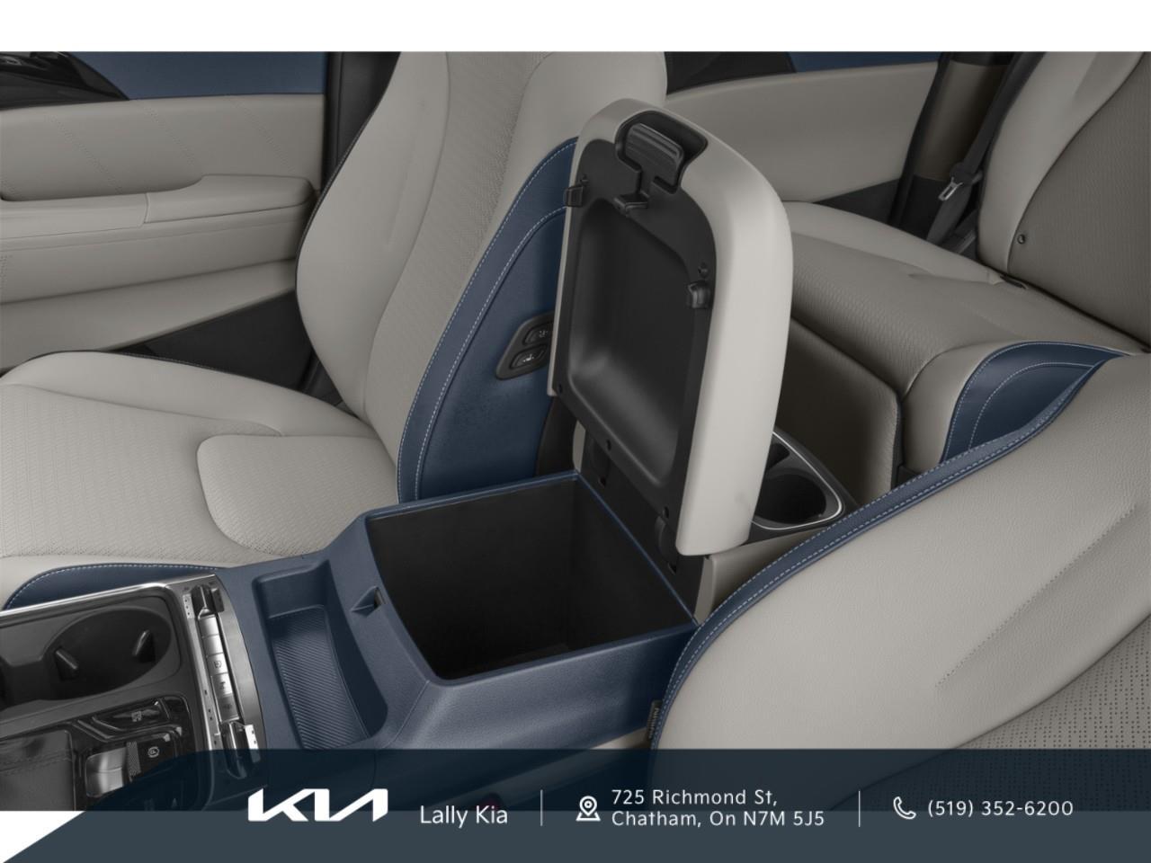 2025 Kia Carnival SX+ New Arrival | Clean CarFax | 7 Pass Seating | Leather Photo