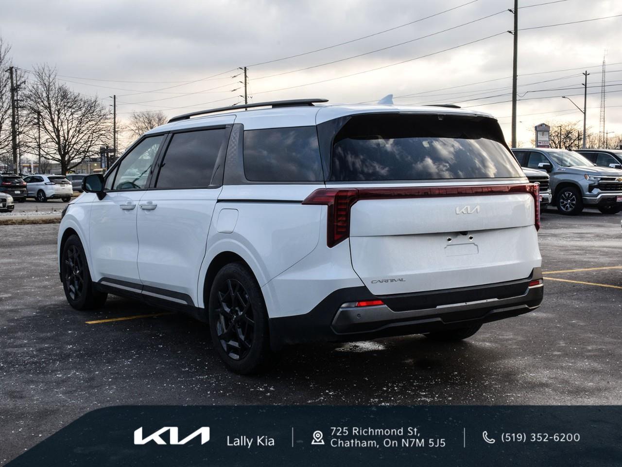 2025 Kia Carnival SX+ New Arrival | Clean CarFax | 7 Pass Seating | Leather Photo