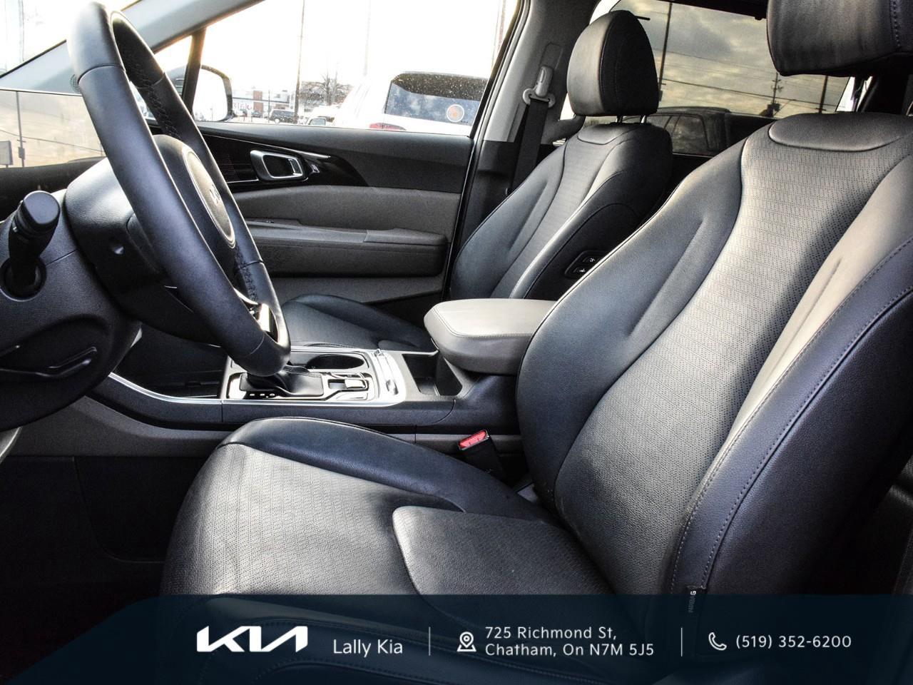 2025 Kia Carnival SX+ New Arrival | Clean CarFax | 7 Pass Seating | Leather Photo