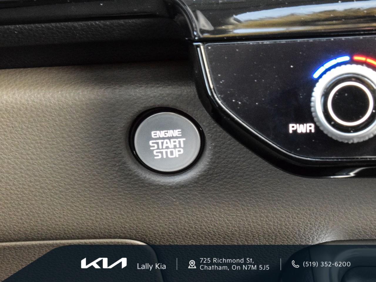 2025 Kia Carnival SX+ New Arrival | Clean CarFax | 7 Pass Seating | Leather Photo