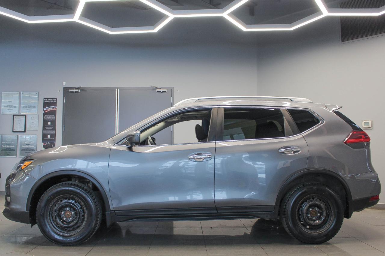 2019 Nissan Rogue SV HEATED SEATS/STEERING WHEEL - NAVIGATION - CD PLAYER Photo
