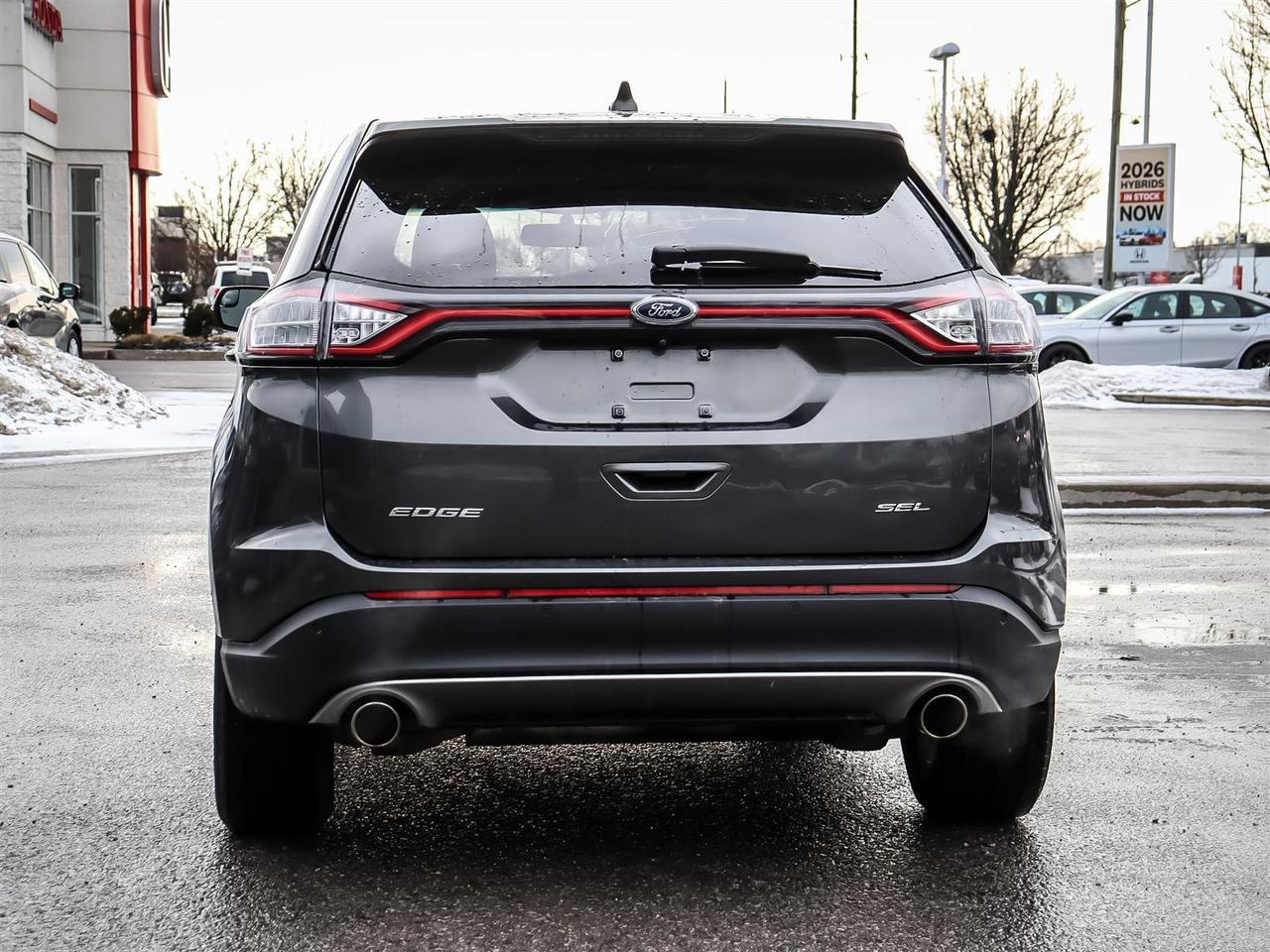 2017 Ford Edge SEL FWD Photo