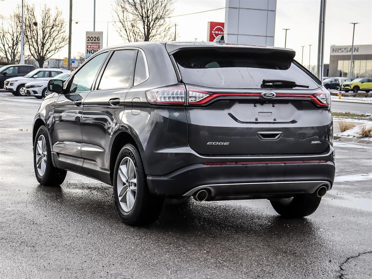 2017 Ford Edge SEL FWD Photo