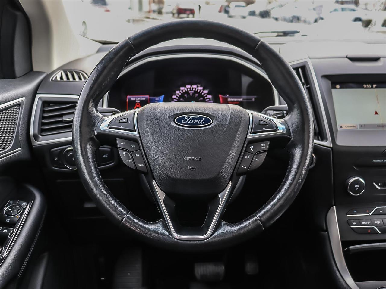 2017 Ford Edge SEL FWD Photo