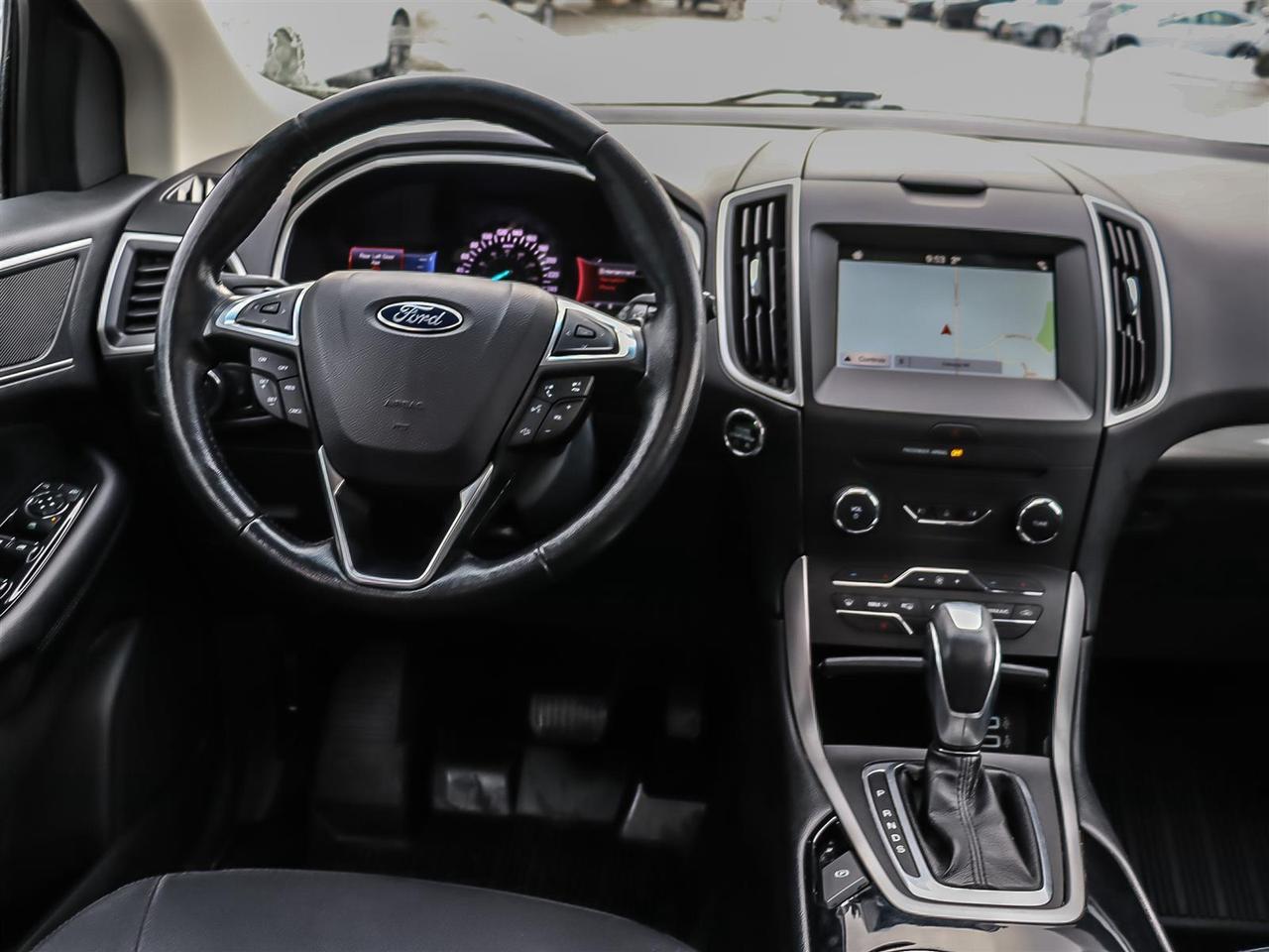 2017 Ford Edge SEL FWD Photo