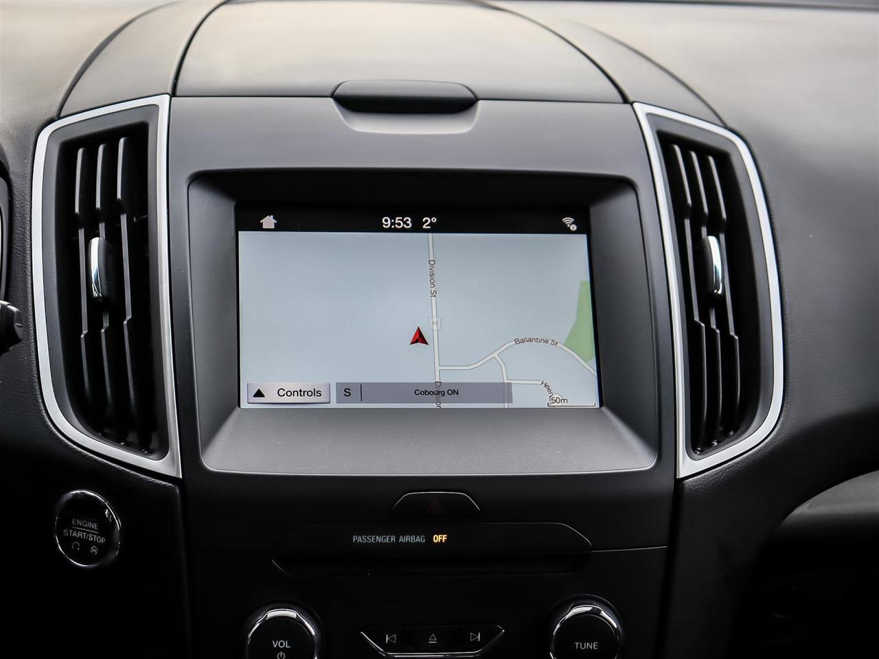 2017 Ford Edge SEL FWD Photo