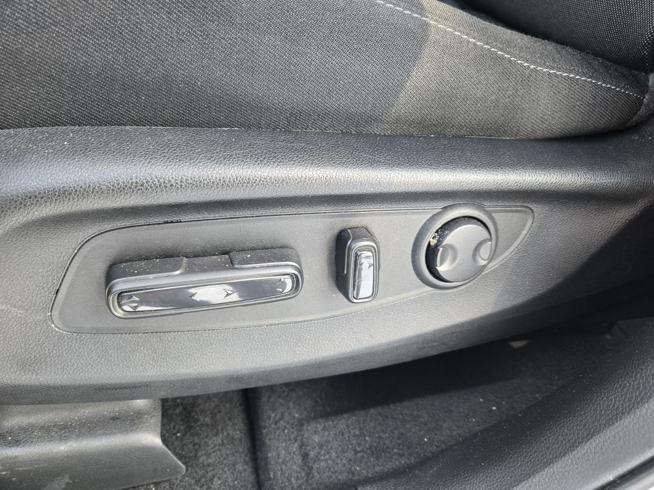 2025 Honda CR-V Sport Photo