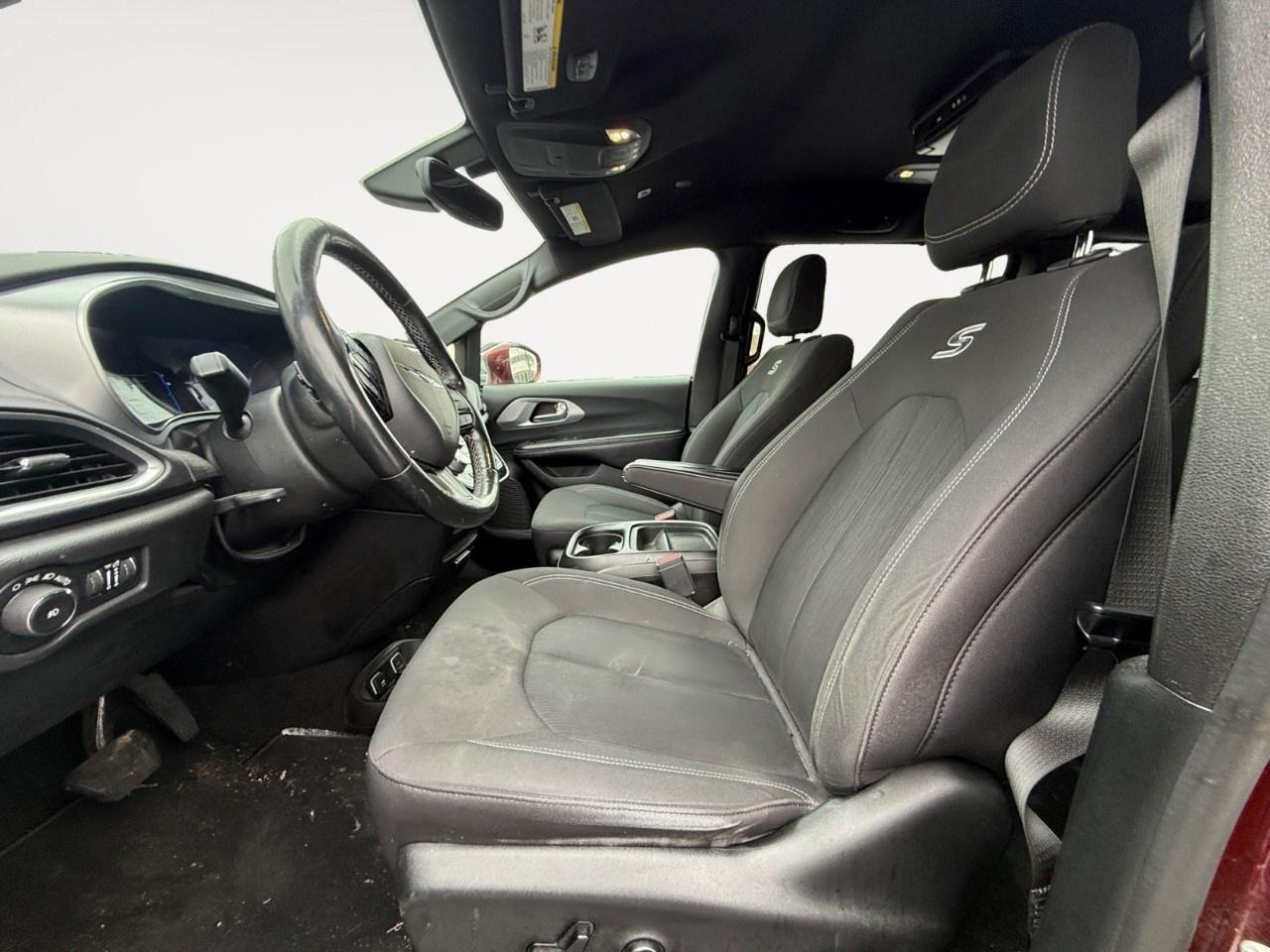 2019 Chrysler Pacifica Touring Plus 2WD Photo