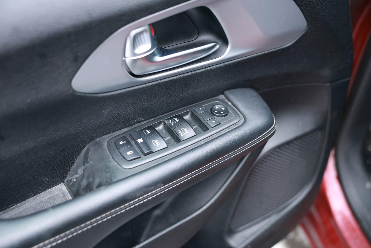 2019 Chrysler Pacifica Touring Plus 2WD Photo