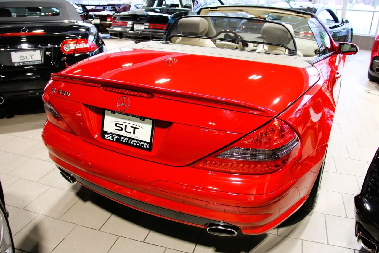 2008 Mercedes-Benz SL-Class 5.5L V8 SL CONVERTBLE WITH GLASS PANO ROOF Photo