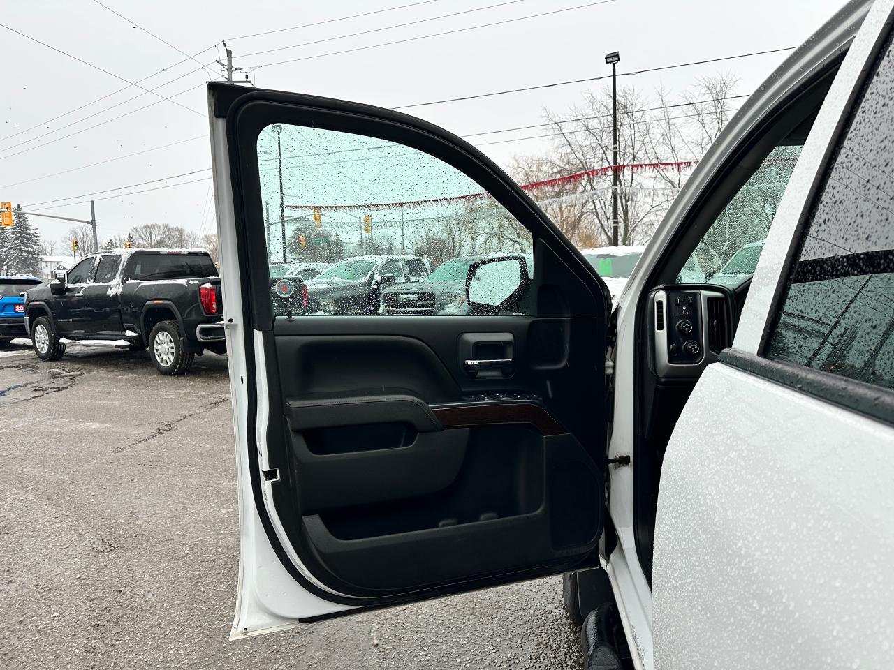 2018 GMC Sierra 1500 SLE Elevation4X4 Crew 5.3L V8 CarPlay BackupCam XM Photo