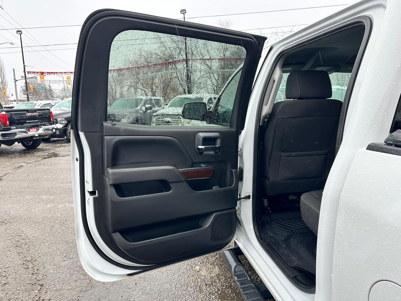 2018 GMC Sierra 1500 SLE Elevation4X4 Crew 5.3L V8 CarPlay BackupCam XM Photo