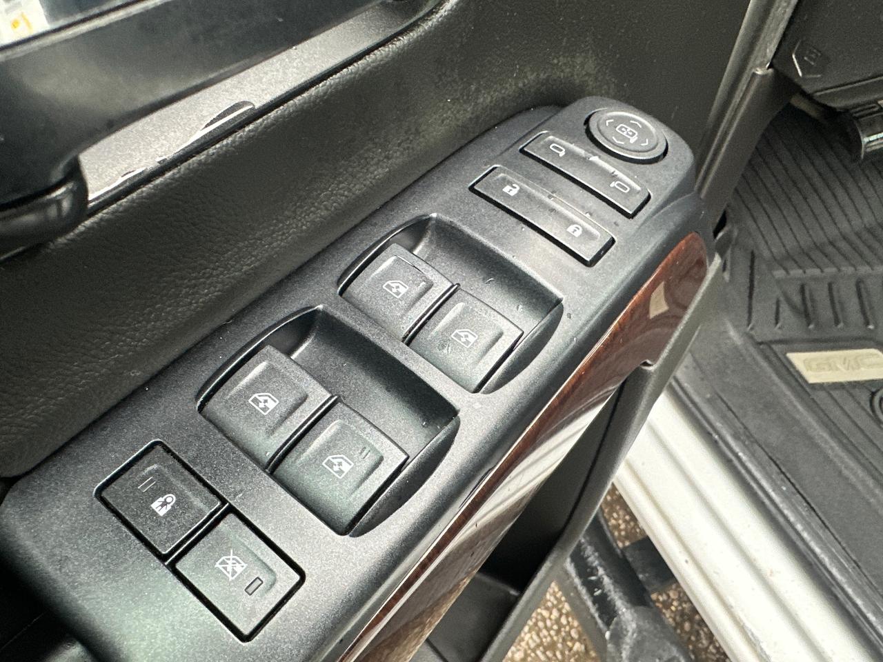 2018 GMC Sierra 1500 SLE Elevation4X4 Crew 5.3L V8 CarPlay BackupCam XM Photo