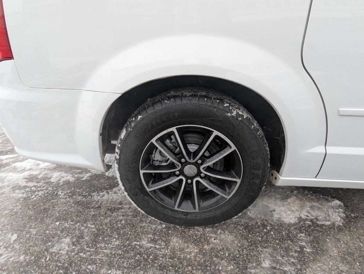 2017 Dodge Grand Caravan GT  SALE SALE SALE!! Photo