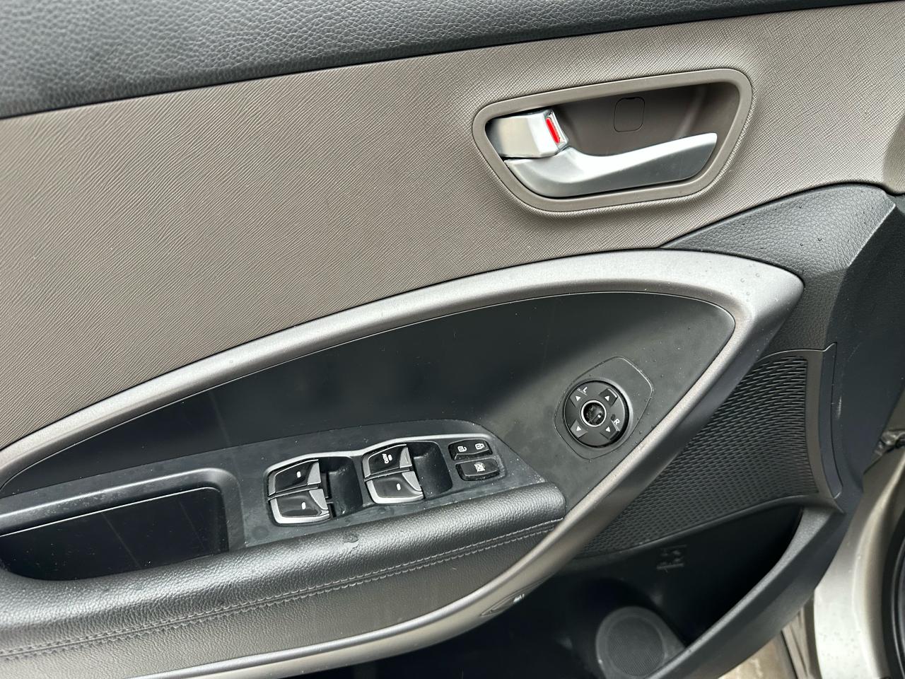 2013 Hyundai Santa Fe SPORT Photo