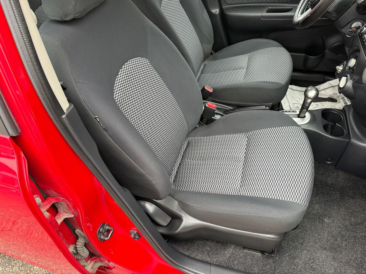 2016 Nissan Micra 4D HB SV ..AUTO..LOW KM's.BLUETOOTH...CERTIFIED! Photo