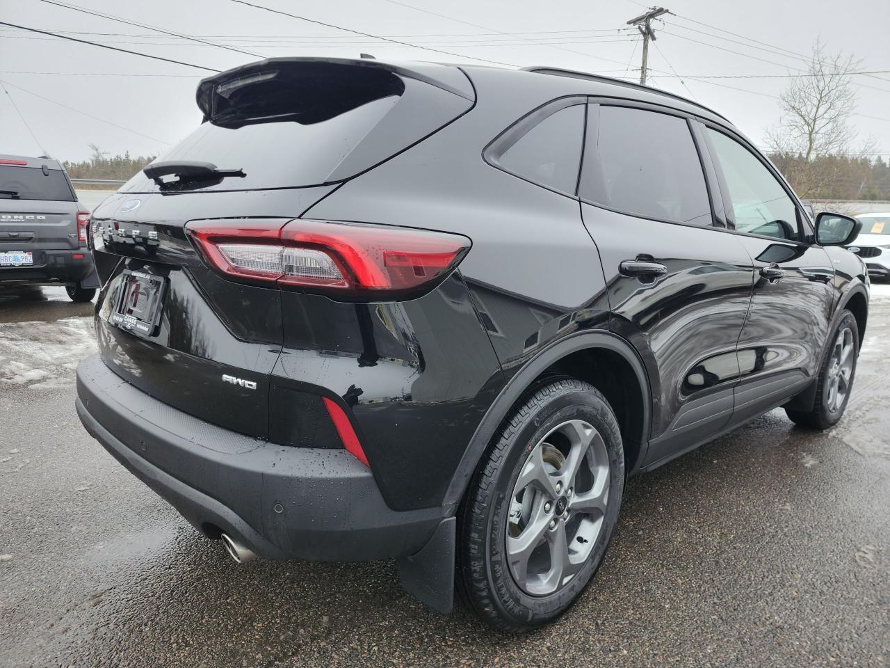 2026 Ford Escape ST-Line AWD Photo4