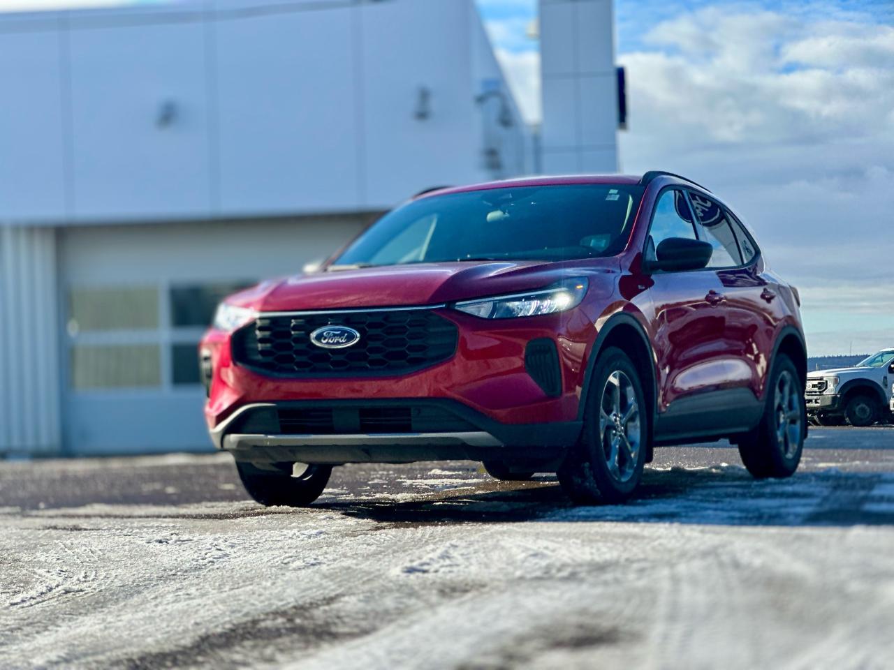 2026 Ford Escape ST-Line AWD Photo2