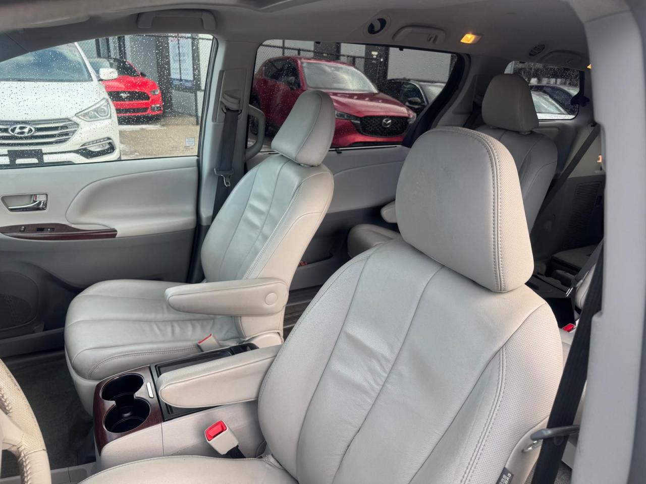 2025 Tesla Model Y Long Range AWD | NO ACCIDENTS | CLEAN TITLE Photo