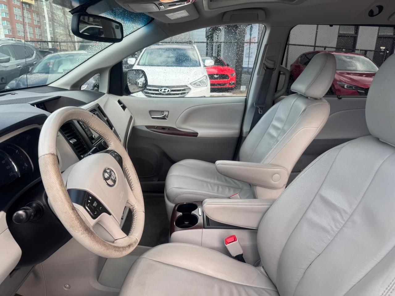 2025 Tesla Model Y Long Range AWD | NO ACCIDENTS | CLEAN TITLE Photo