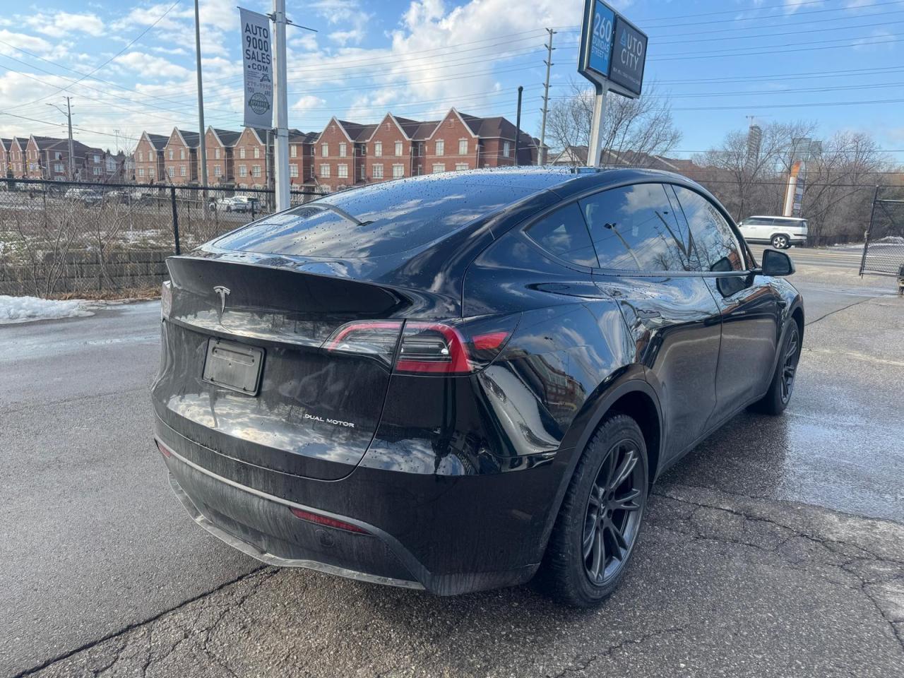 2025 Tesla Model Y Long Range AWD | NO ACCIDENTS | CLEAN TITLE Photo