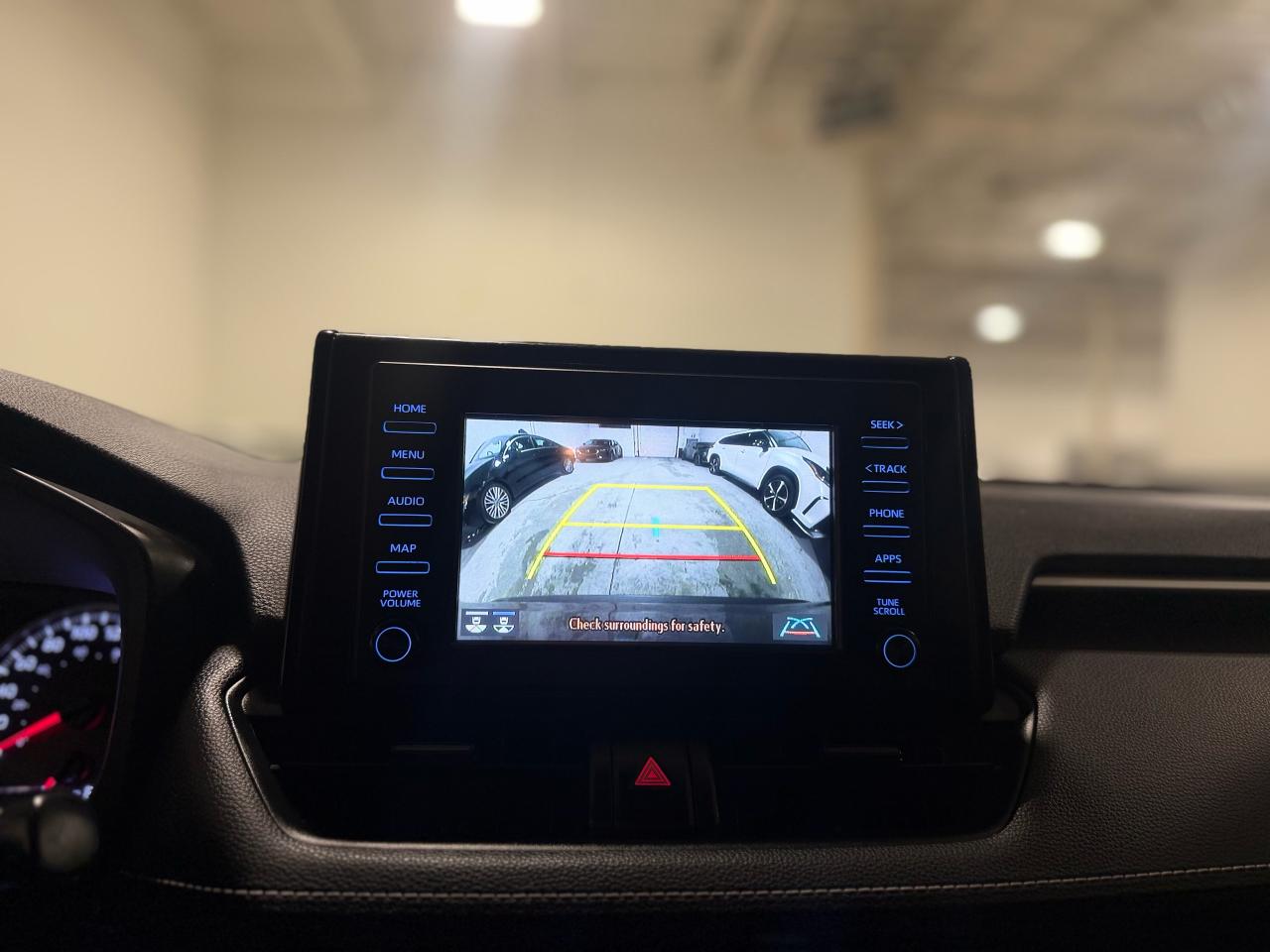 2019 Toyota RAV4 FWD LE Photo