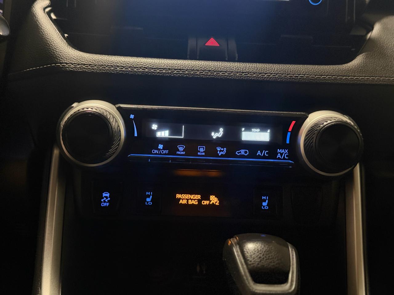 2019 Toyota RAV4 FWD LE Photo