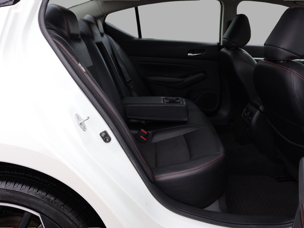 2023 Nissan Altima SR AWD CERTIFIED CAMERA BLUETOOTH LEATHER HEATED SEATS SUNROOF CRUISE ALLOYS Photo