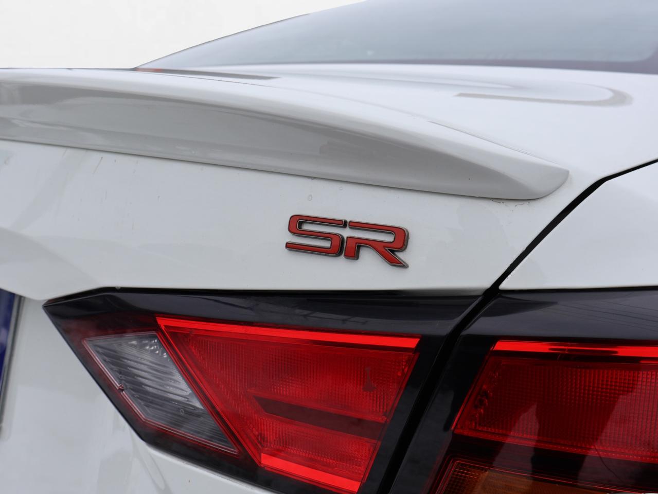 2023 Nissan Altima SR AWD CERTIFIED CAMERA BLUETOOTH LEATHER HEATED SEATS SUNROOF CRUISE ALLOYS Photo