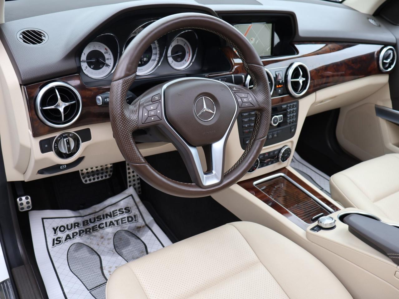 2015 Mercedes-Benz GLK-Class GLK250 BLUE-TEC AWD *DIESEL*1 ONWER*M.B MAINTAIN* CAMERA NAV BLUETOOTH LEATHER HEATED SEATS PANO ROOF CRUISE ALLOYS Photo