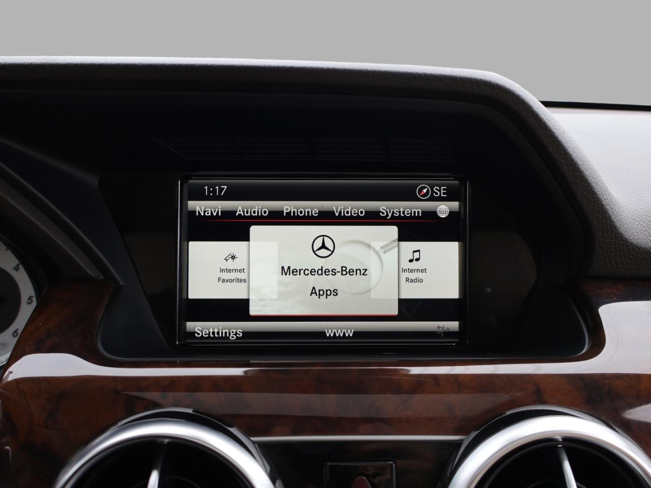 2015 Mercedes-Benz GLK-Class GLK250 BLUE-TEC AWD *DIESEL*1 ONWER*M.B MAINTAIN* CAMERA NAV BLUETOOTH LEATHER HEATED SEATS PANO ROOF CRUISE ALLOYS Photo