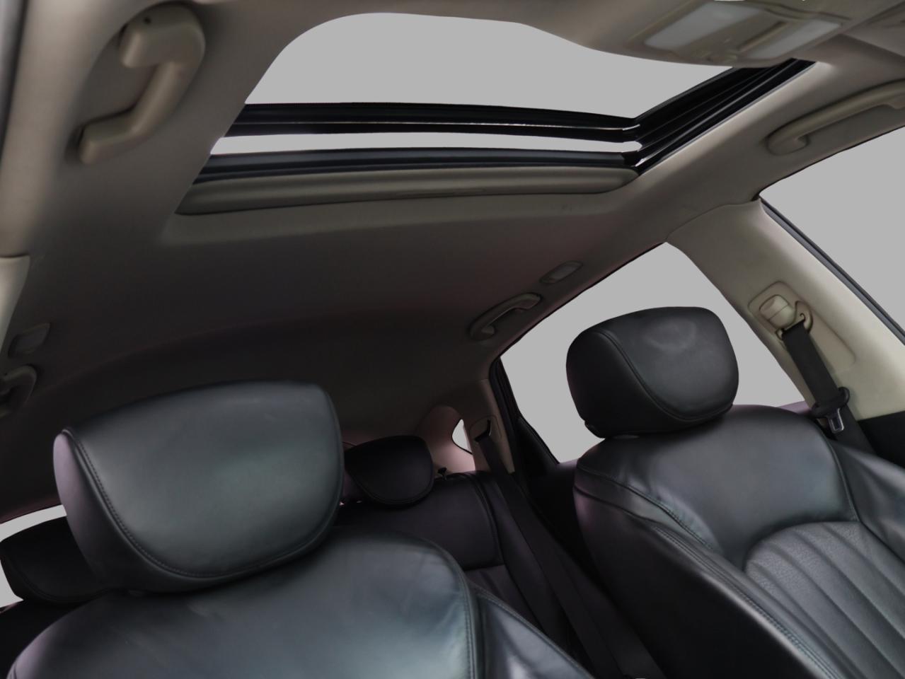 2016 Infiniti QX50 3.7L PREMIUM AWD CERTIFIED *ACCIDENT FREE*INFINITI MAINTAIN* CAMERA NAV BLUETOOTH LEATHER HEATED SEATS SUNROOF CRUISE ALLOYS Photo