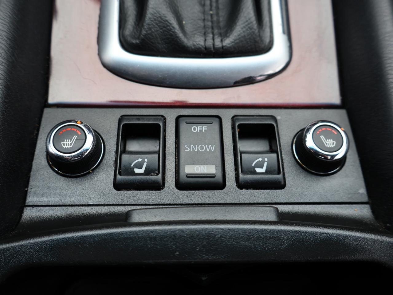 2016 Infiniti QX50 3.7L PREMIUM AWD CERTIFIED *ACCIDENT FREE*INFINITI MAINTAIN* CAMERA NAV BLUETOOTH LEATHER HEATED SEATS SUNROOF CRUISE ALLOYS Photo