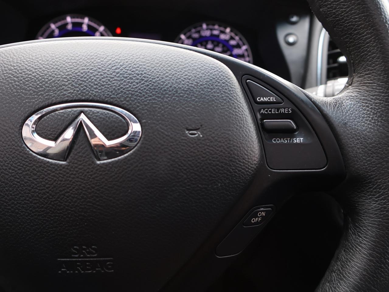 2016 Infiniti QX50 3.7L PREMIUM AWD CERTIFIED *ACCIDENT FREE*INFINITI MAINTAIN* CAMERA NAV BLUETOOTH LEATHER HEATED SEATS SUNROOF CRUISE ALLOYS Photo