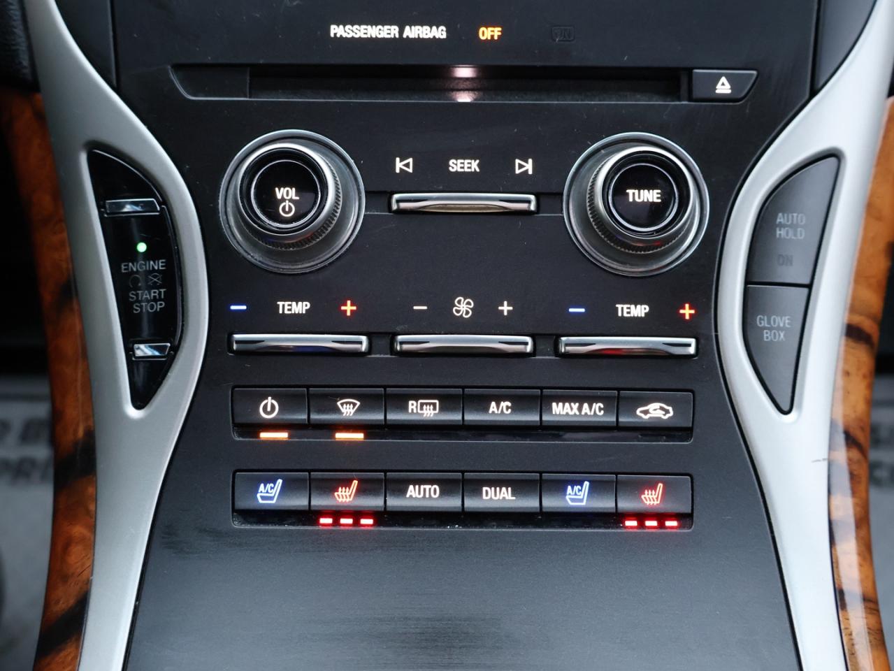 2016 Lincoln MKX V6 RESERVE AWD CERTIFIED *1 OWNER*ACCIDENT FREE* CAMERA NAV BLUETOOTH LEATHER HEATED SEATS PANO ROOF CRUISE ALLOYS Photo